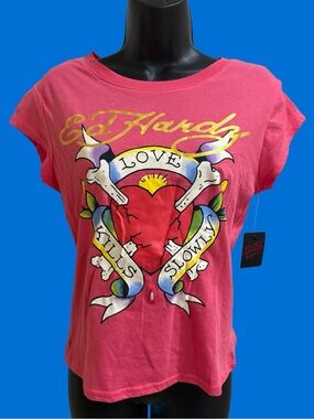 Ed Hardy Pink Graphic Short Sleeve Tee with Heart Tattoo Print⭐️NWT⭐️